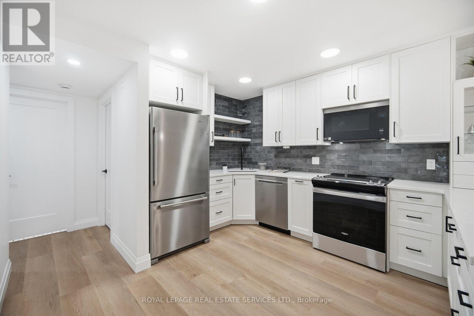 












1811 - 1476 PILGRIMS WAY

,
Oakville,




Ontario
L6M3G7

