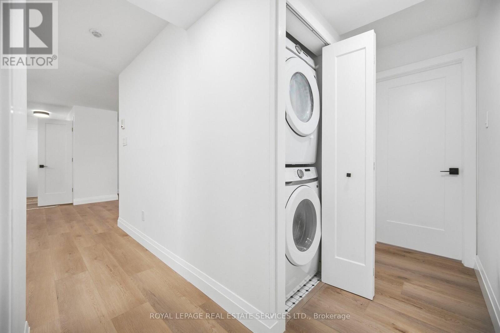 












1811 - 1476 PILGRIMS WAY

,
Oakville,




Ontario
L6M3G7

