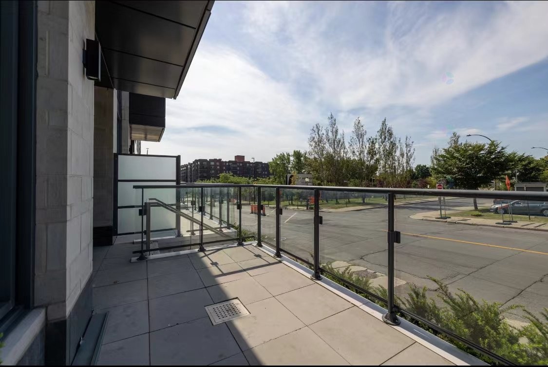 









1288


Rue St-Antoine O.

, TH2,
Montréal (Ville-Marie),




QC
H3C0X6

