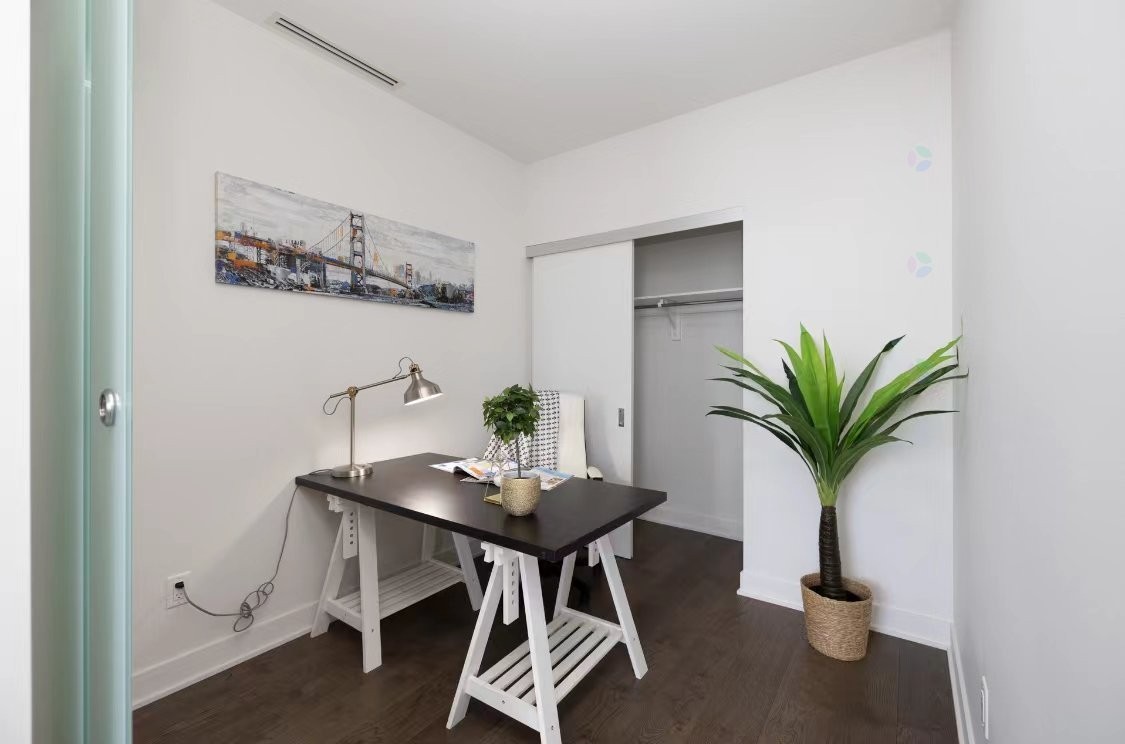 









1288


Rue St-Antoine O.

, TH2,
Montréal (Ville-Marie),




QC
H3C0X6

