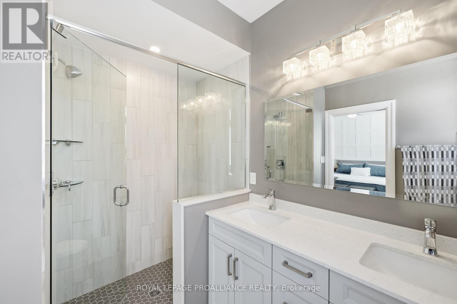 












48 SCHMIDT WAY

,
Quinte West (Murray Ward),




Ontario
K8V0L6

