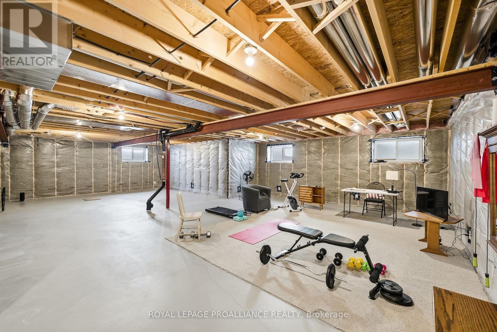 












48 SCHMIDT WAY

,
Quinte West (Murray Ward),




Ontario
K8V0L6

