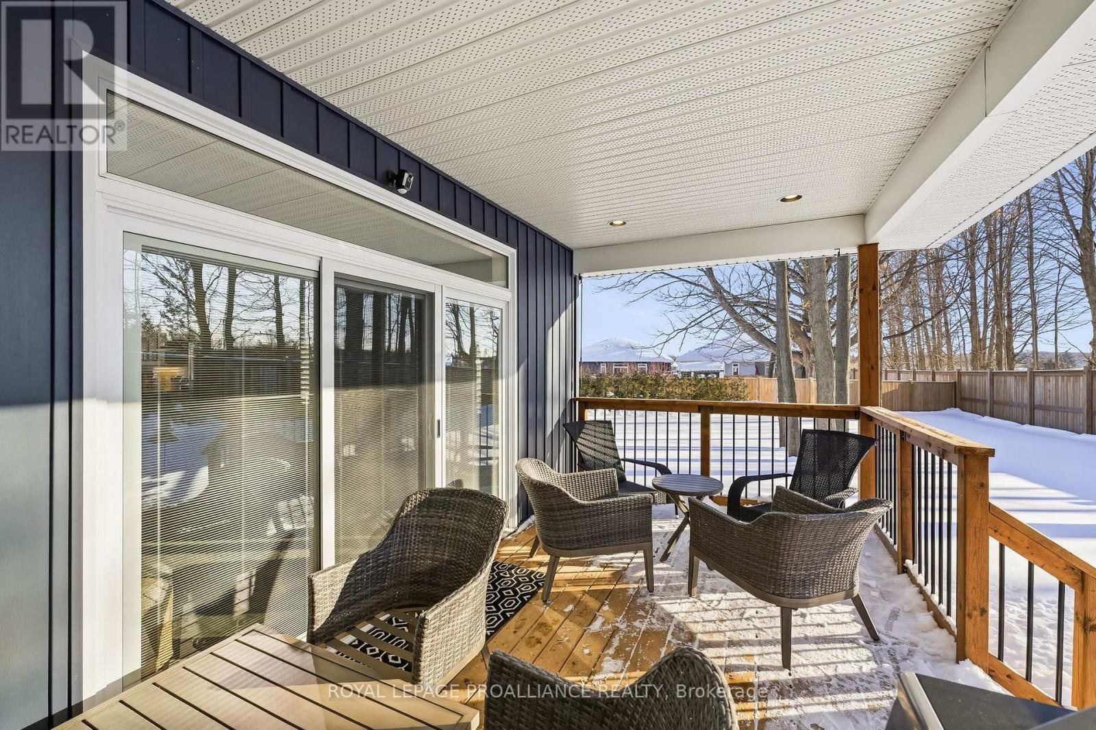 












48 SCHMIDT WAY

,
Quinte West (Murray Ward),




Ontario
K8V0L6

