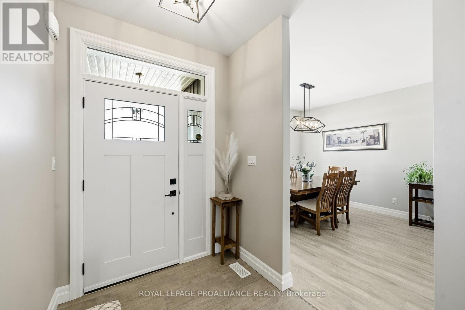 












48 SCHMIDT WAY

,
Quinte West (Murray Ward),




Ontario
K8V0L6

