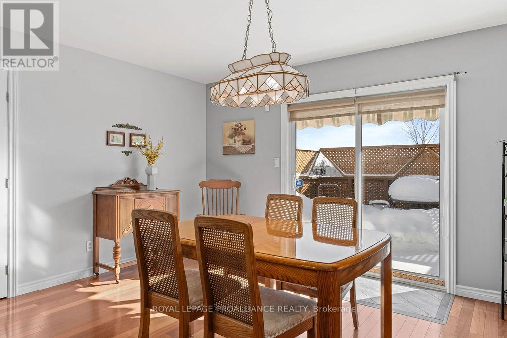 












5 SIMCOE DRIVE

,
Belleville (Thurlow Ward),




Ontario
K8N0N7

