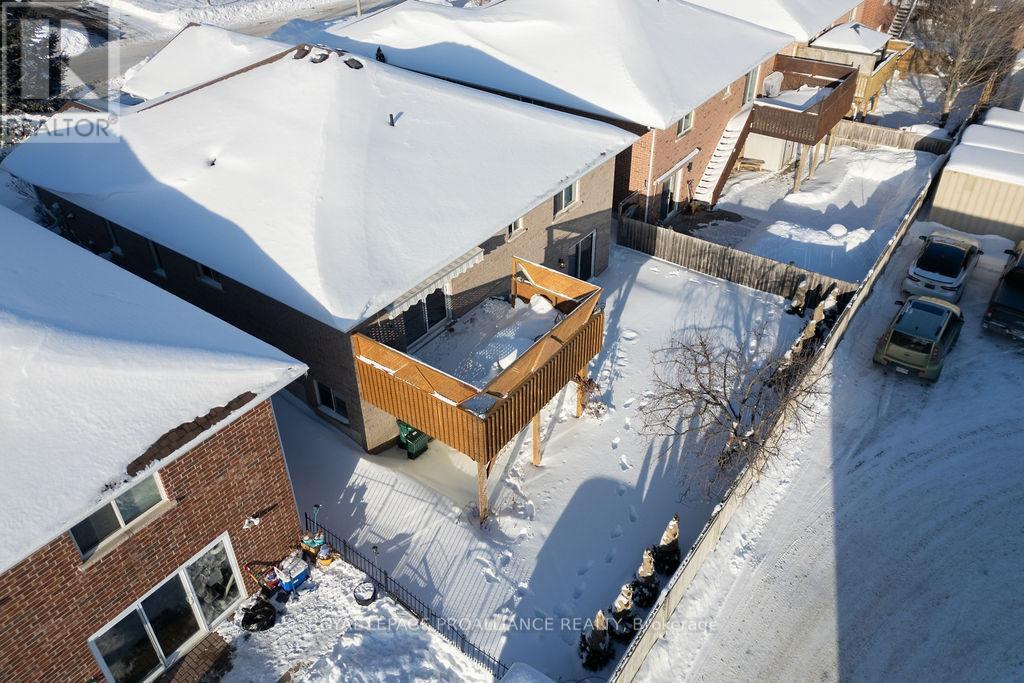 












5 SIMCOE DRIVE

,
Belleville (Thurlow Ward),




Ontario
K8N0N7

