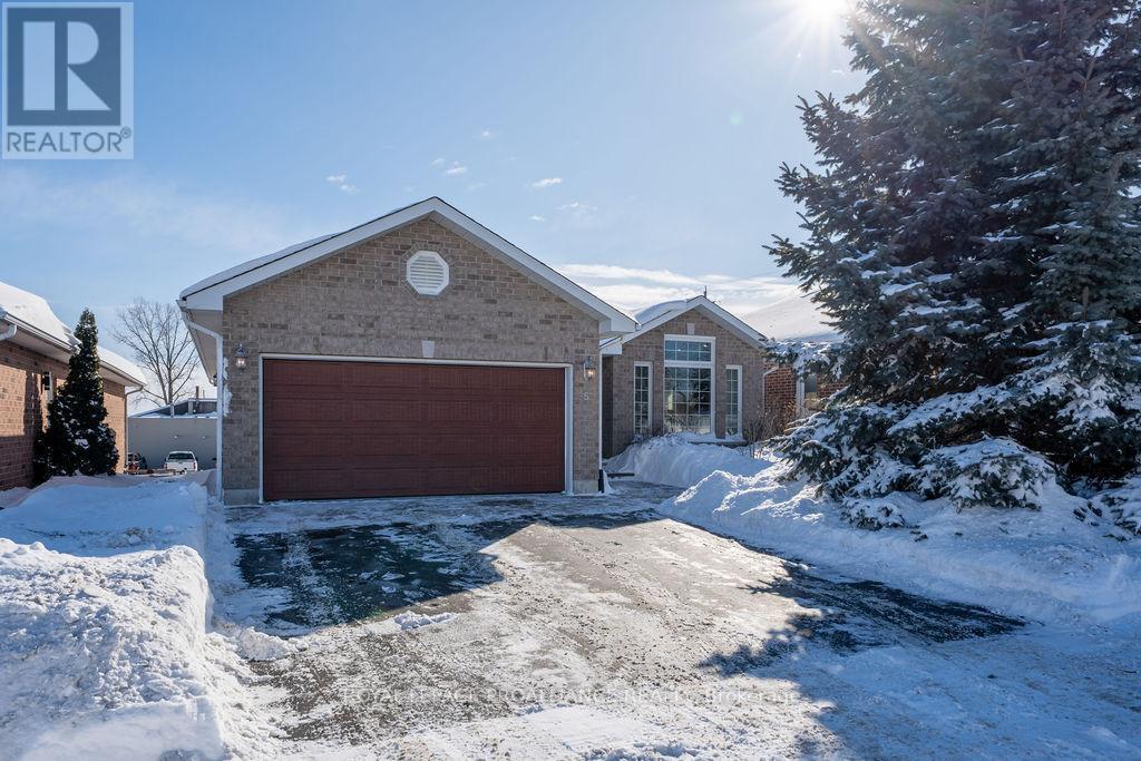 












5 SIMCOE DRIVE

,
Belleville (Thurlow Ward),




Ontario
K8N0N7

