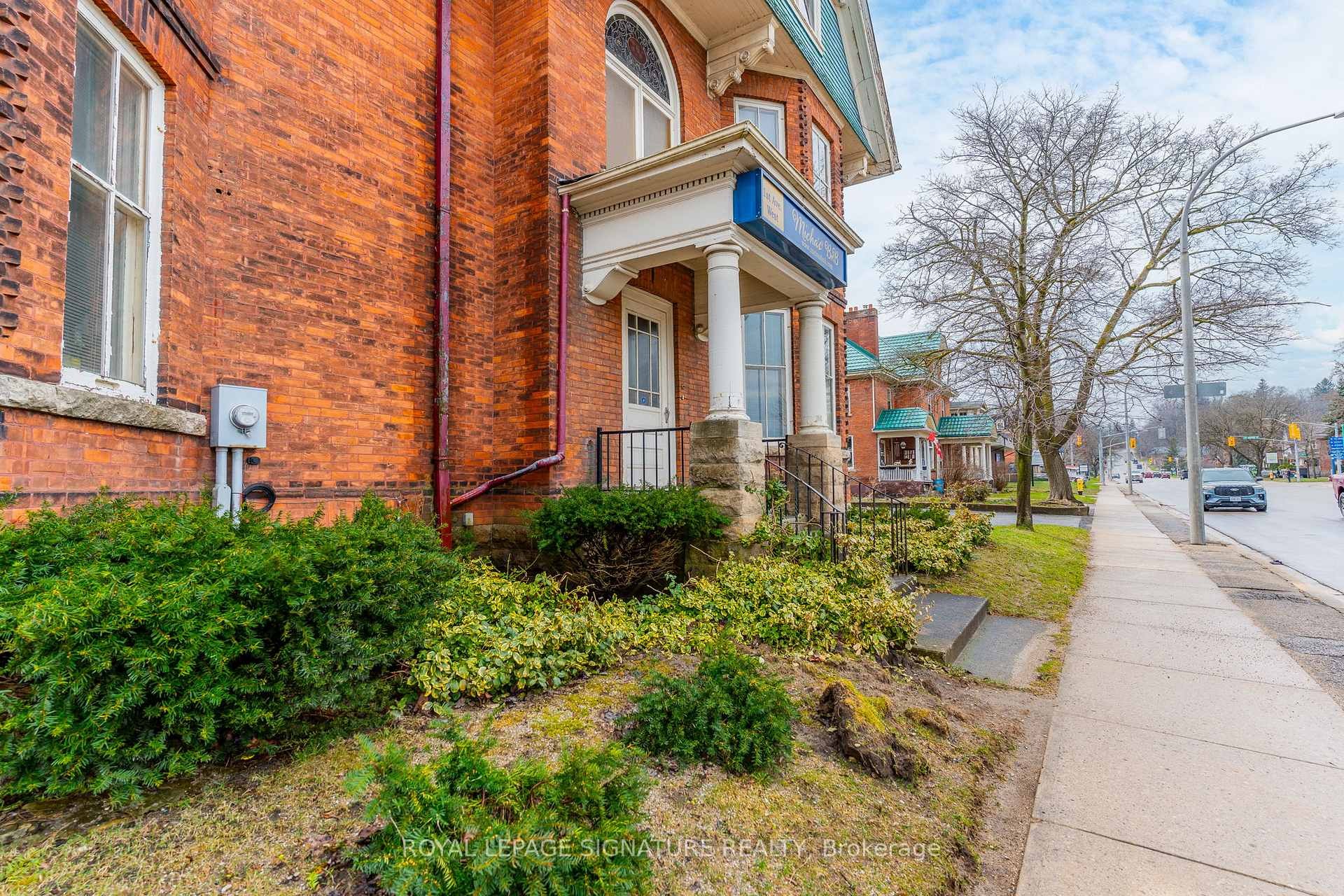 









1000


1st

Avenue West,
Owen Sound,




ON
N4K 4K5

