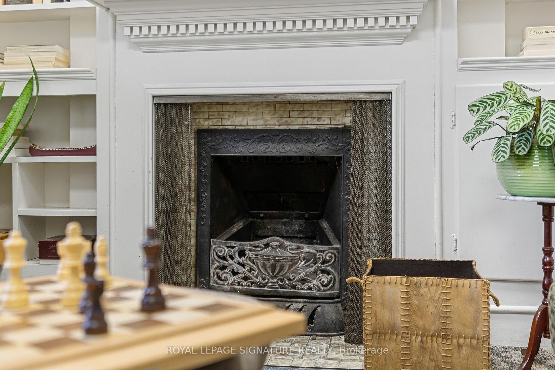 









1000


1st

Avenue West,
Owen Sound,




ON
N4K 4K5

