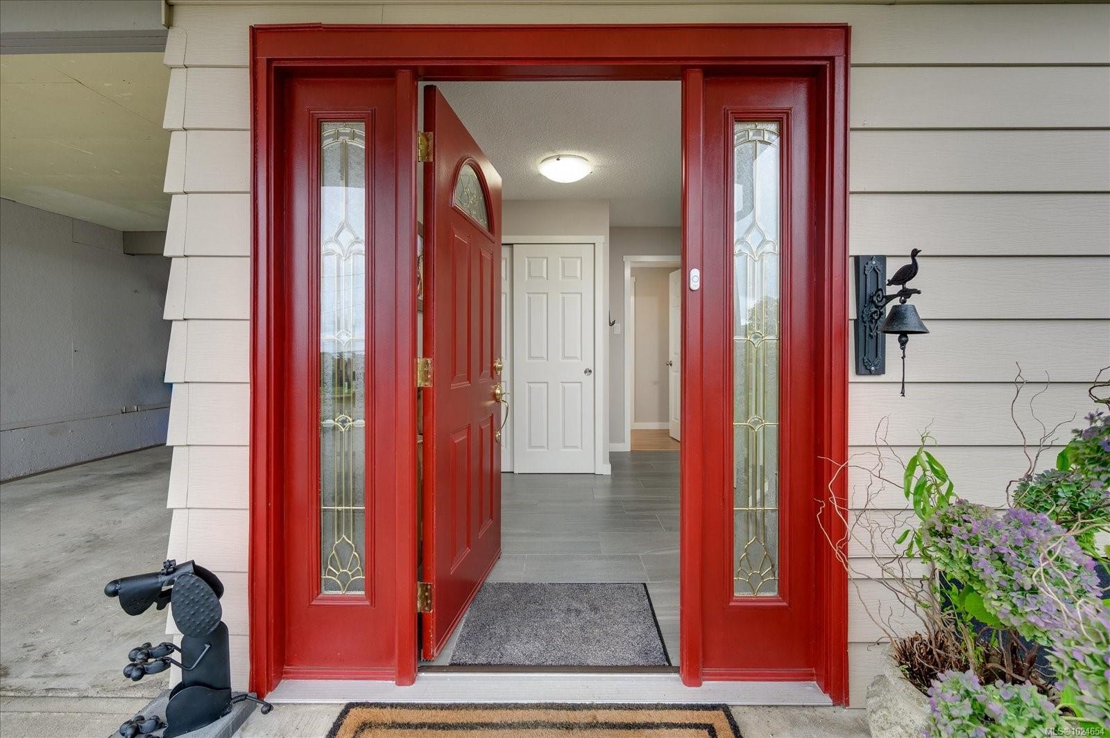 









6891


Harwood

Dr,
Lantzville,




BC
V0R 2H0

