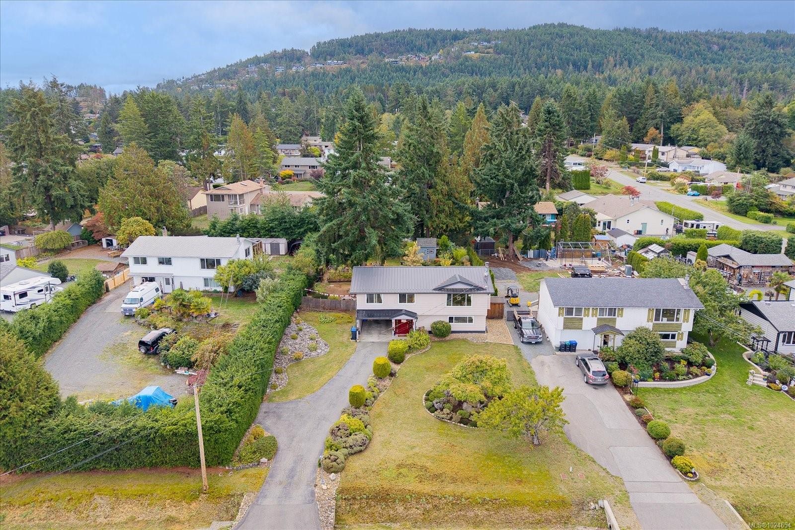 









6891


Harwood

Dr,
Lantzville,




BC
V0R 2H0

