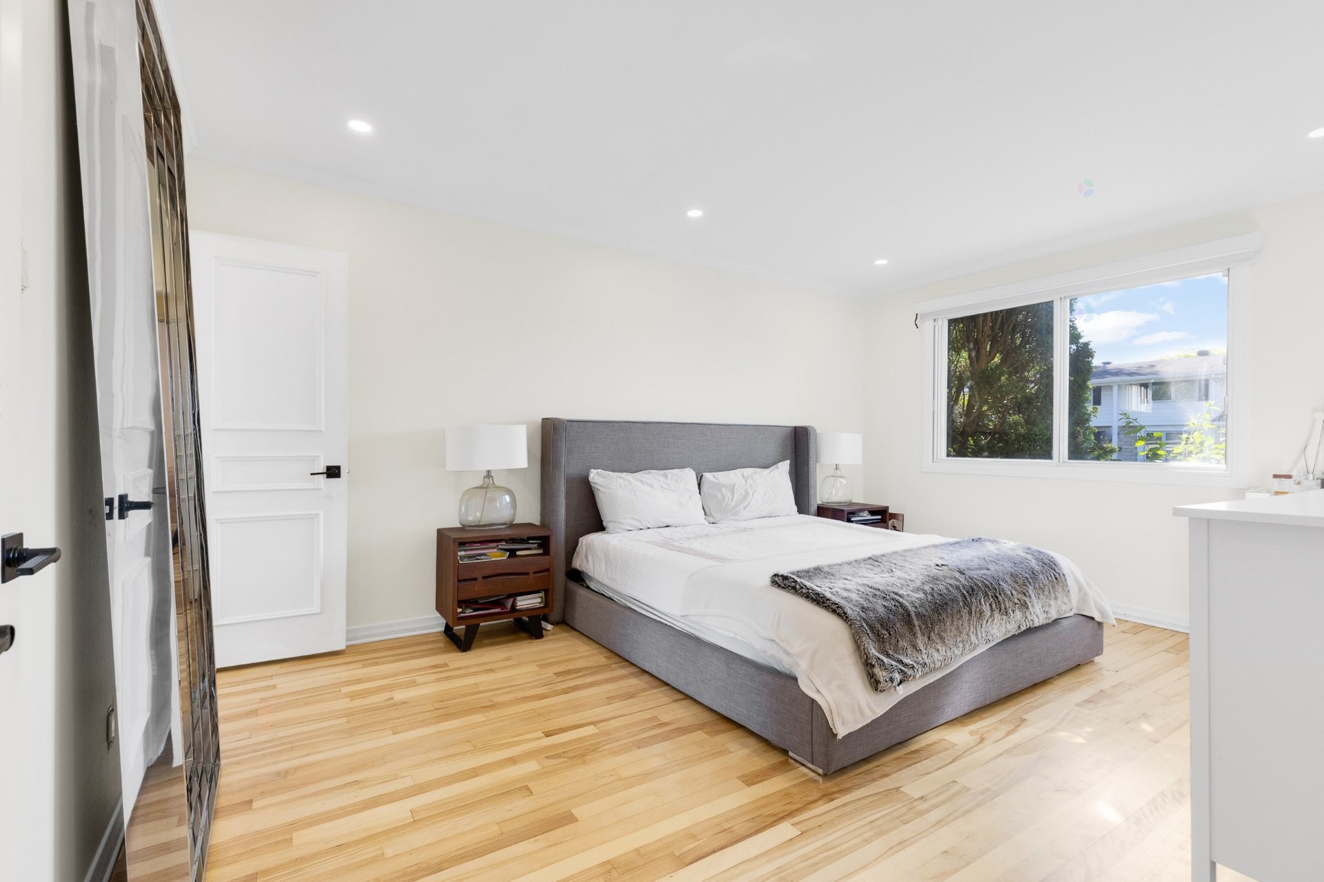 









129


Rue Wilson

,
Dollard-des-Ormeaux,




QC
H9A1W7

