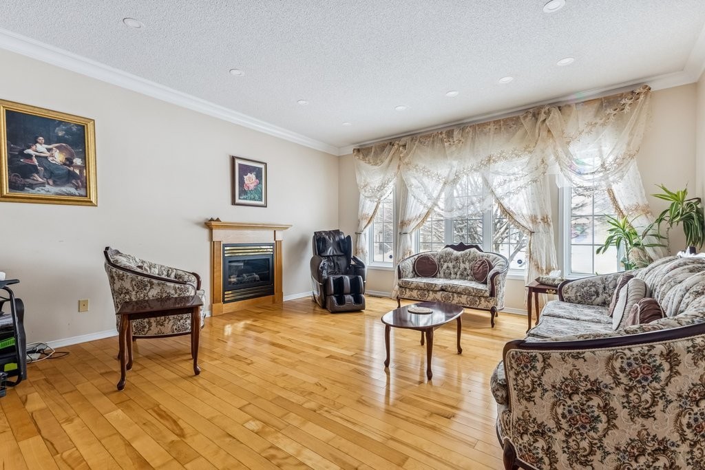 









65


Rue Alphonse-Daudet

,
Gatineau (Aylmer),




QC
J9J3Y7

