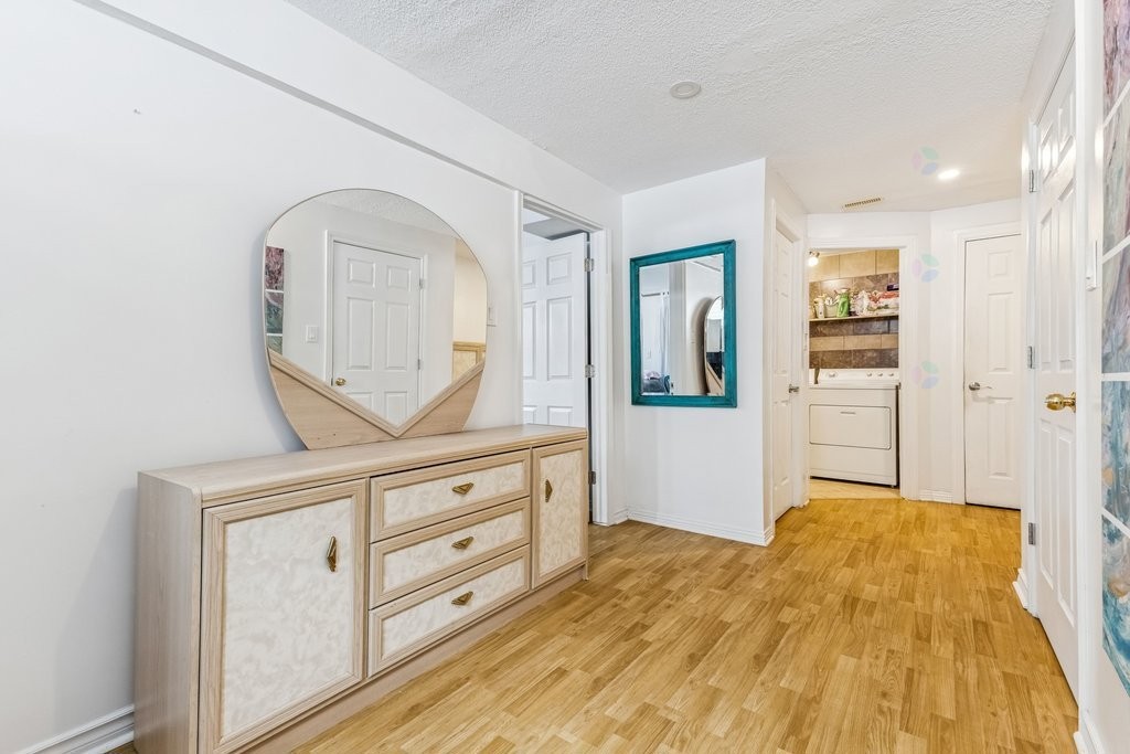 









65


Rue Alphonse-Daudet

,
Gatineau (Aylmer),




QC
J9J3Y7

