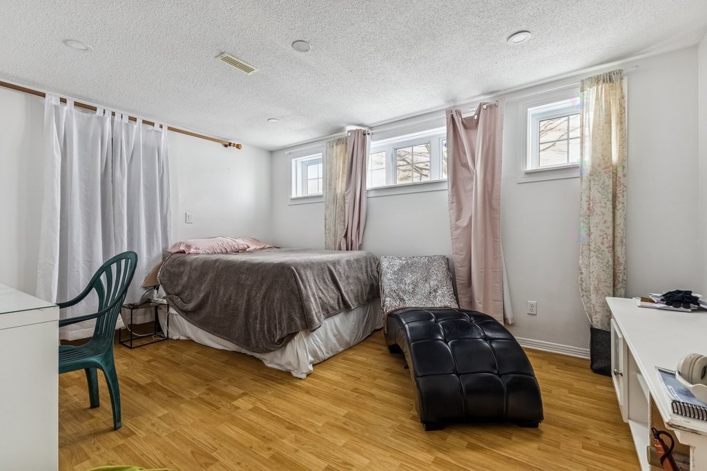 









65


Rue Alphonse-Daudet

,
Gatineau (Aylmer),




QC
J9J3Y7

