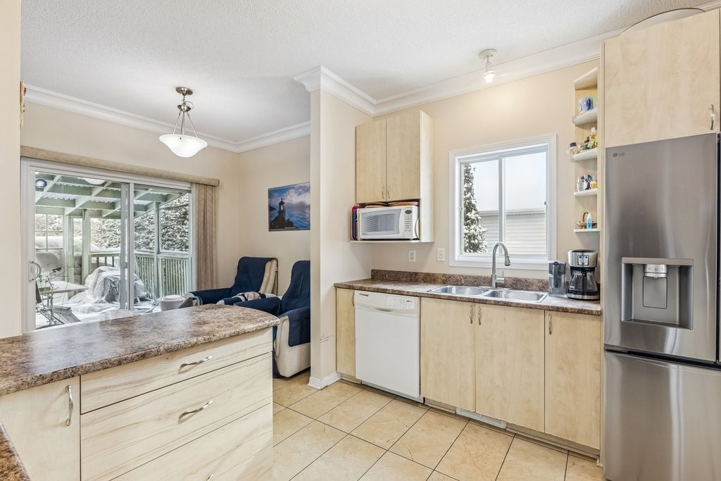 









65


Rue Alphonse-Daudet

,
Gatineau (Aylmer),




QC
J9J3Y7

