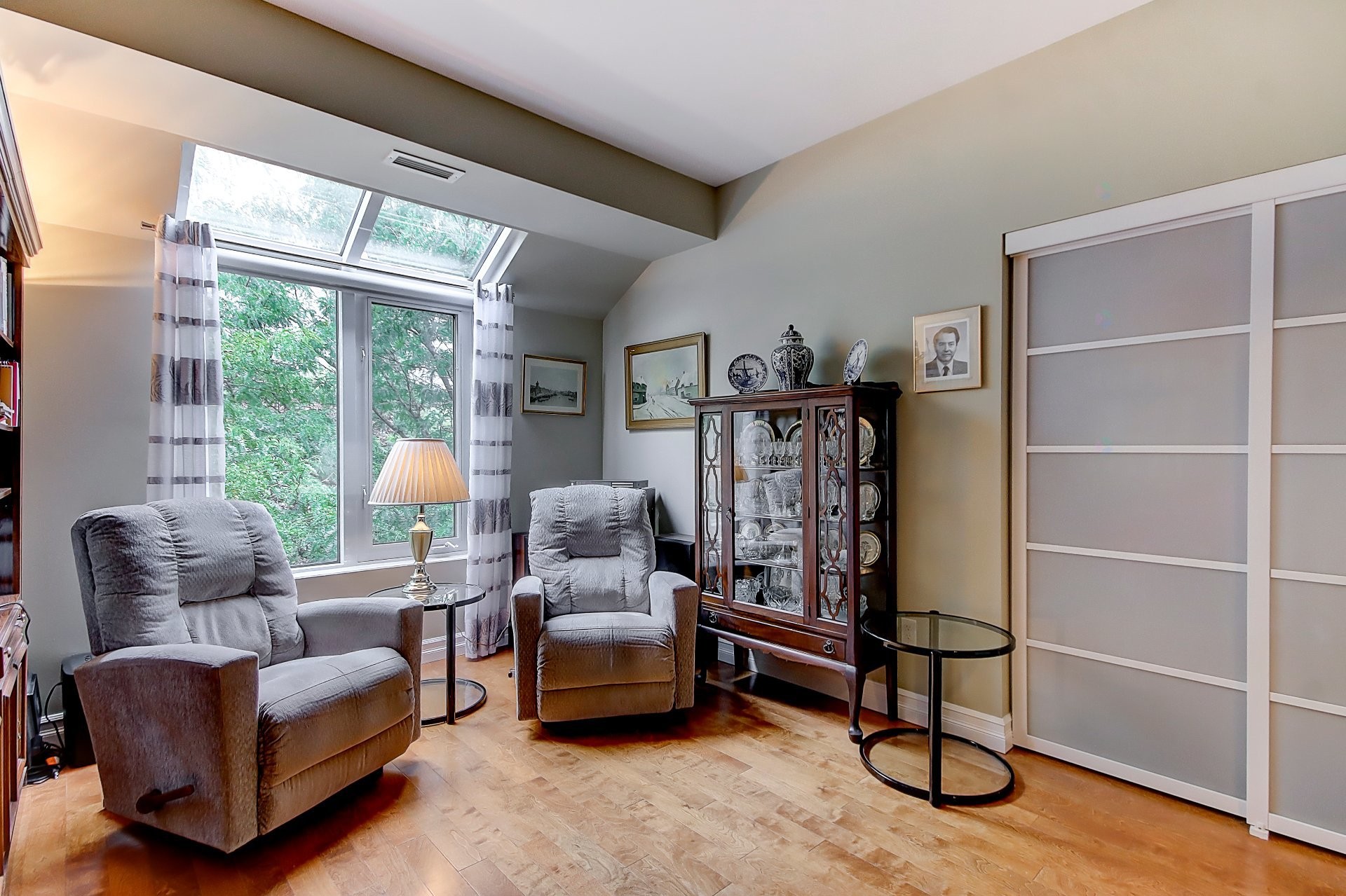 









1645


Rue Gauthier

, 42,
Saint-Bruno-de-Montarville,




QC
J3V5Y4

