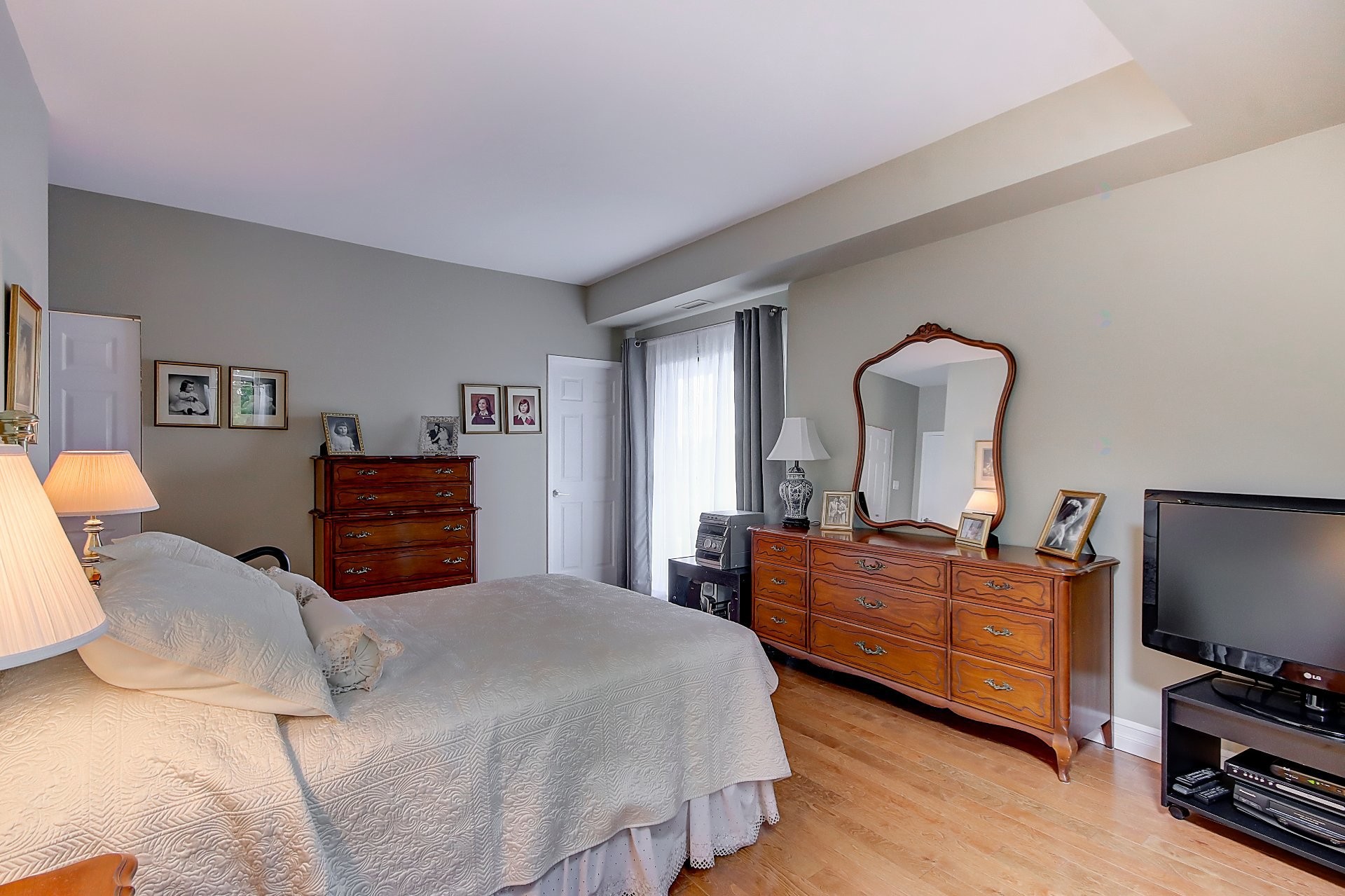 









1645


Rue Gauthier

, 42,
Saint-Bruno-de-Montarville,




QC
J3V5Y4


