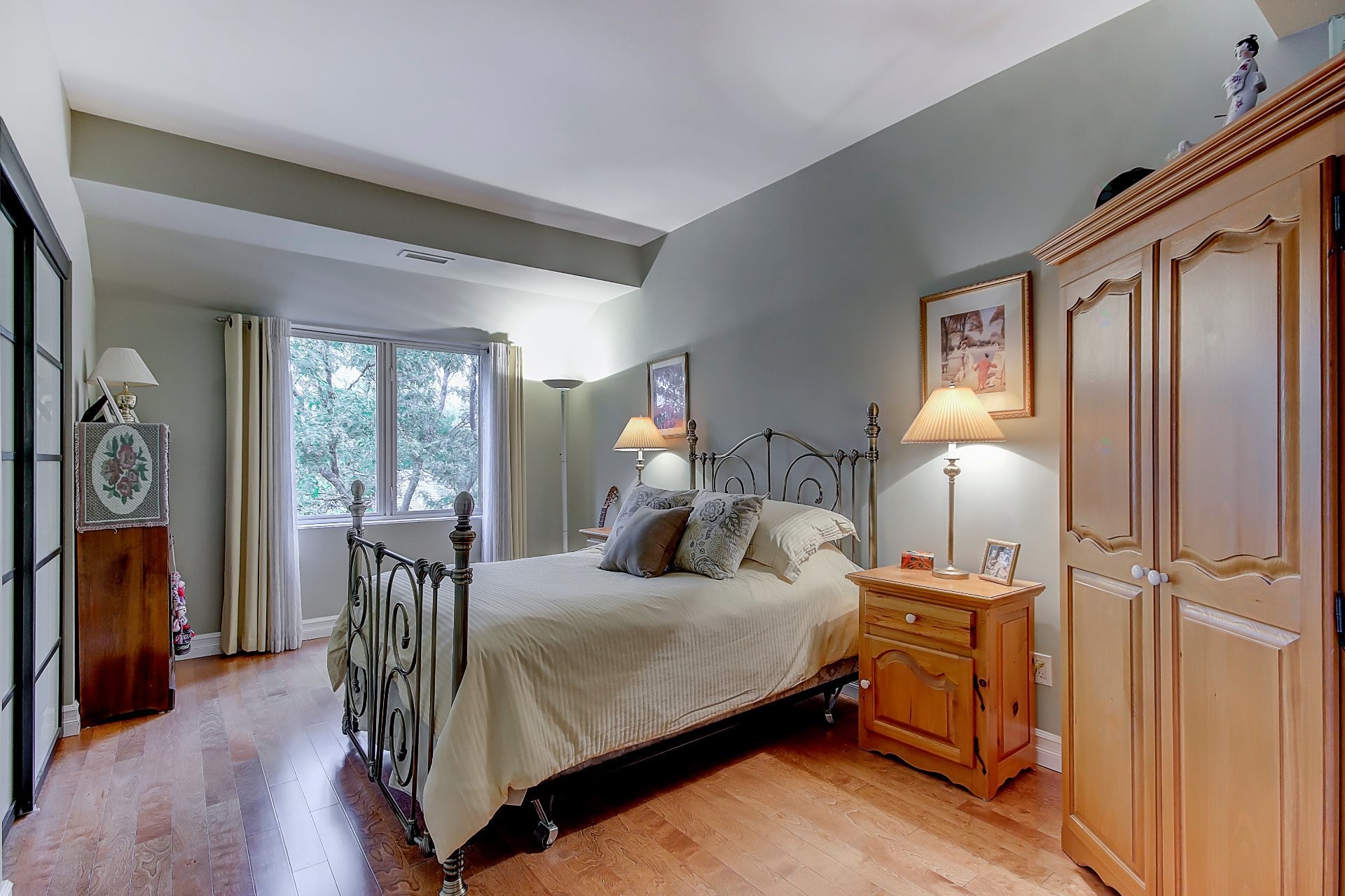 









1645


Rue Gauthier

, 42,
Saint-Bruno-de-Montarville,




QC
J3V5Y4

