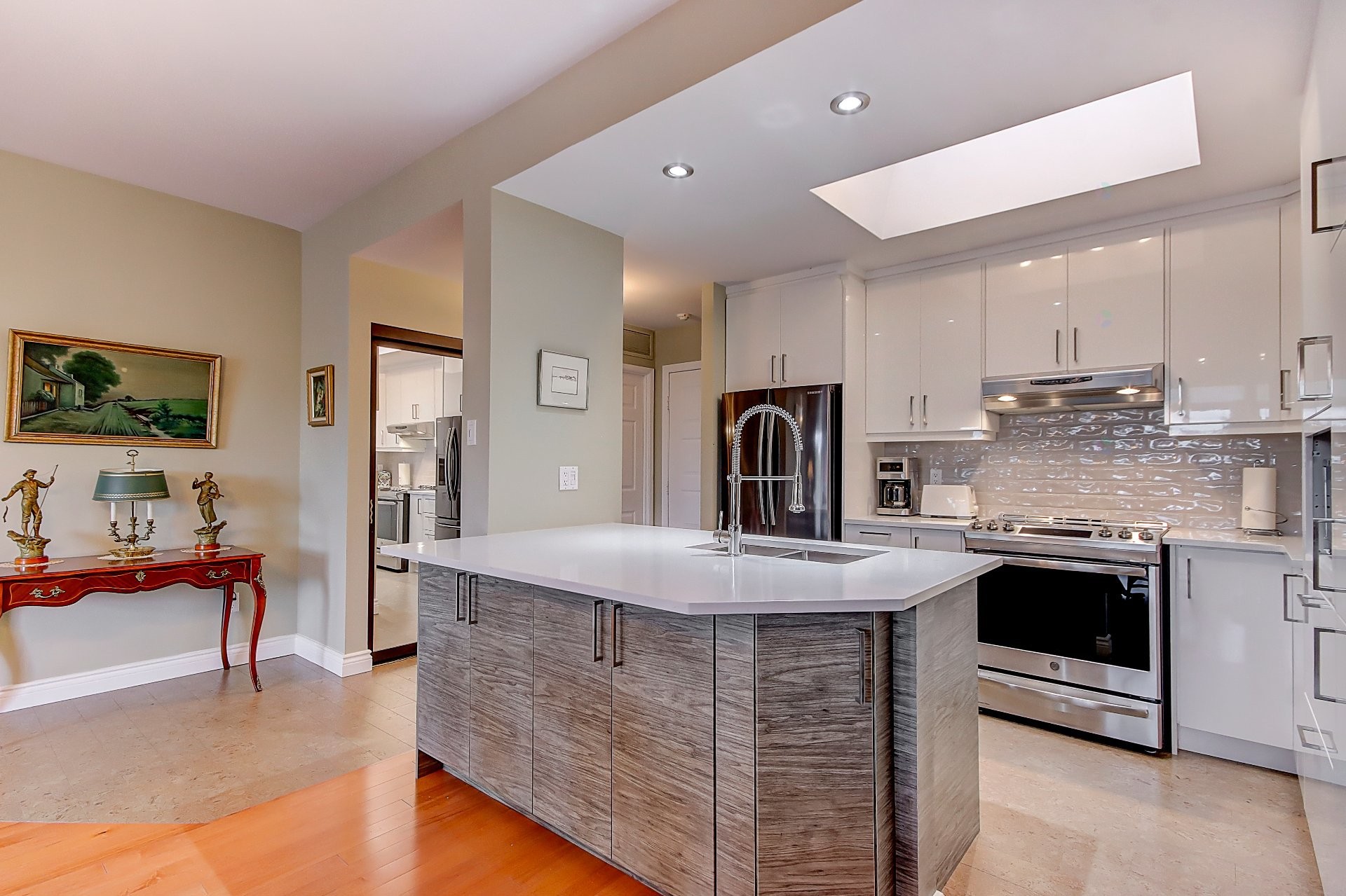 









1645


Rue Gauthier

, 42,
Saint-Bruno-de-Montarville,




QC
J3V5Y4

