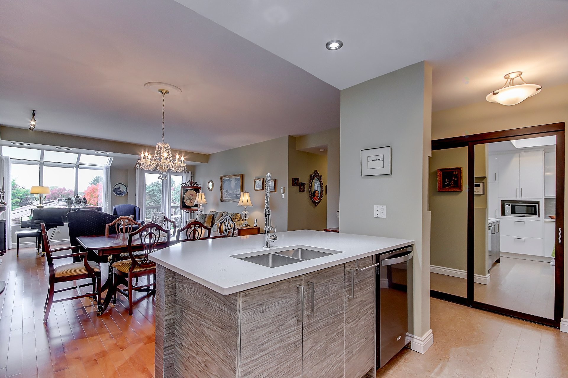 









1645


Rue Gauthier

, 42,
Saint-Bruno-de-Montarville,




QC
J3V5Y4

