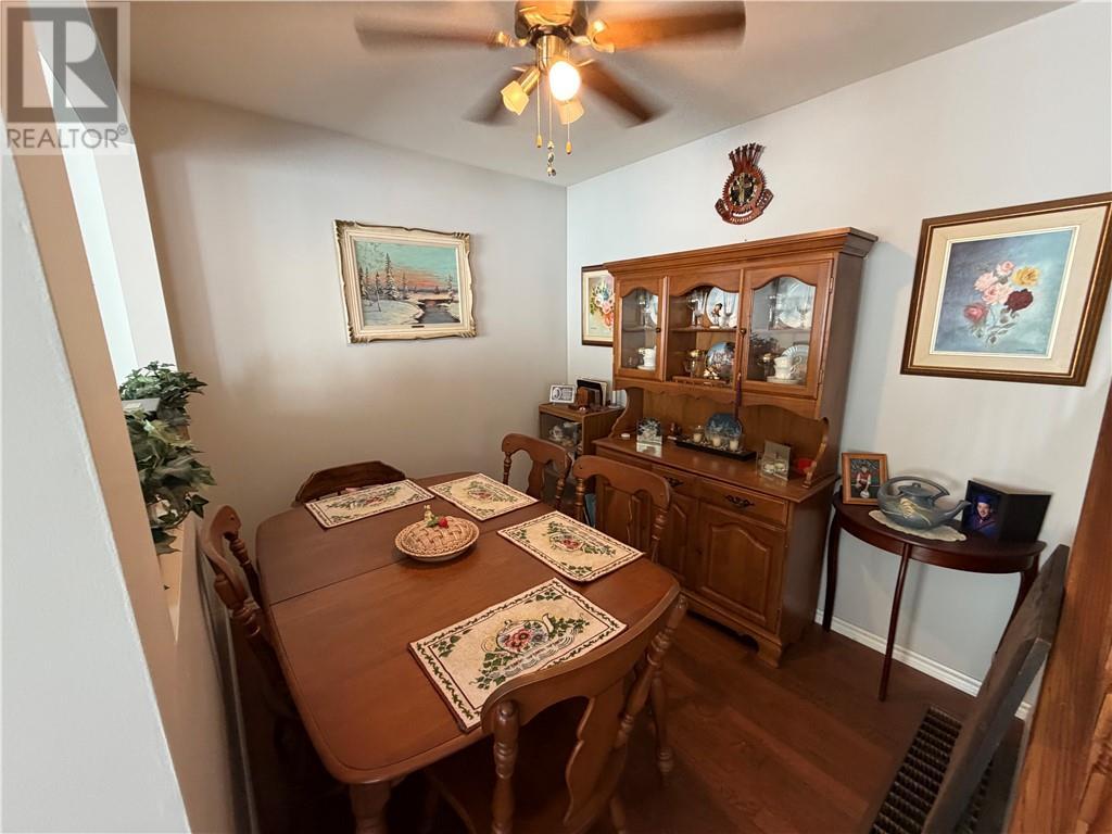 












58 Washington Crescent

,
Elliot Lake,




Ontario
P3A2L7

