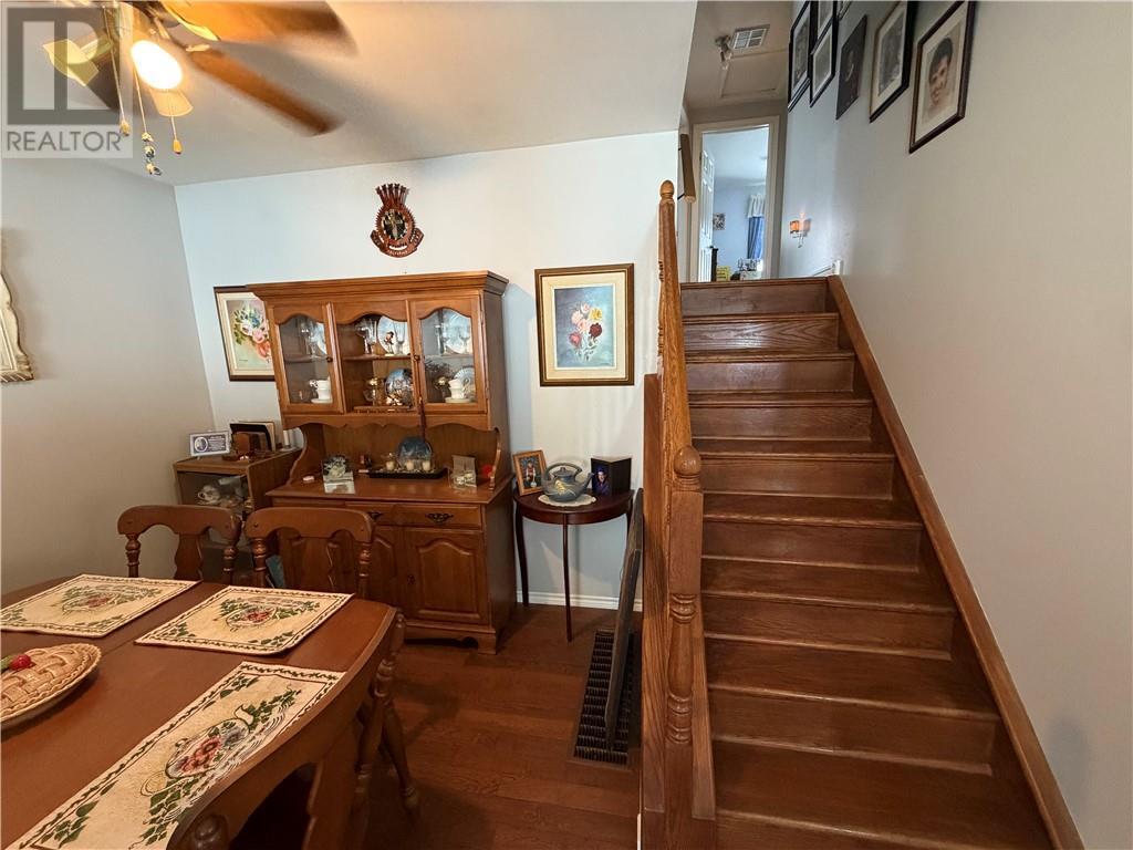 












58 Washington Crescent

,
Elliot Lake,




Ontario
P3A2L7

