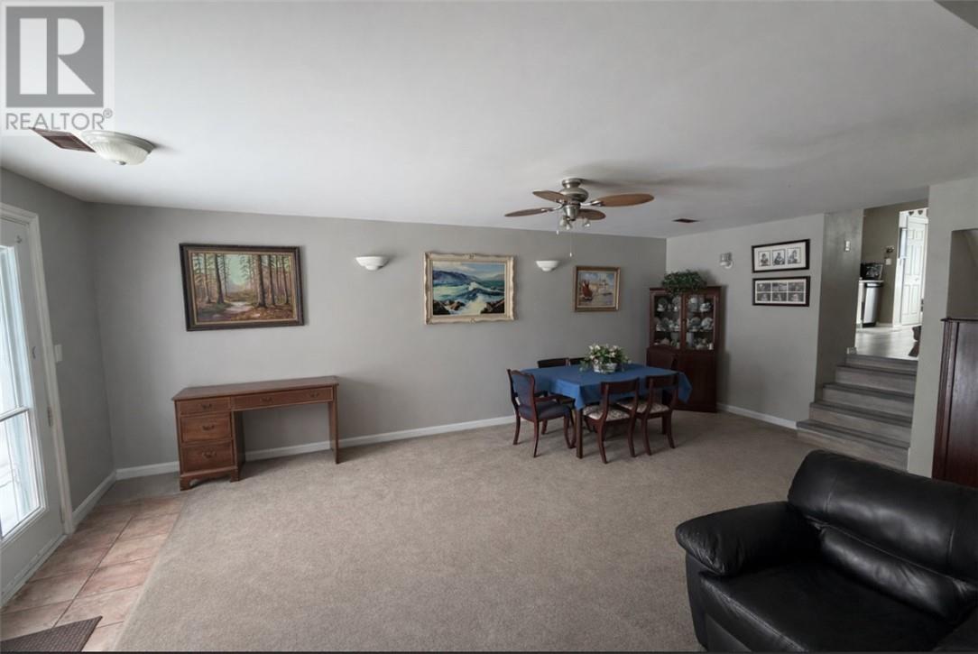 












58 Washington Crescent

,
Elliot Lake,




Ontario
P3A2L7

