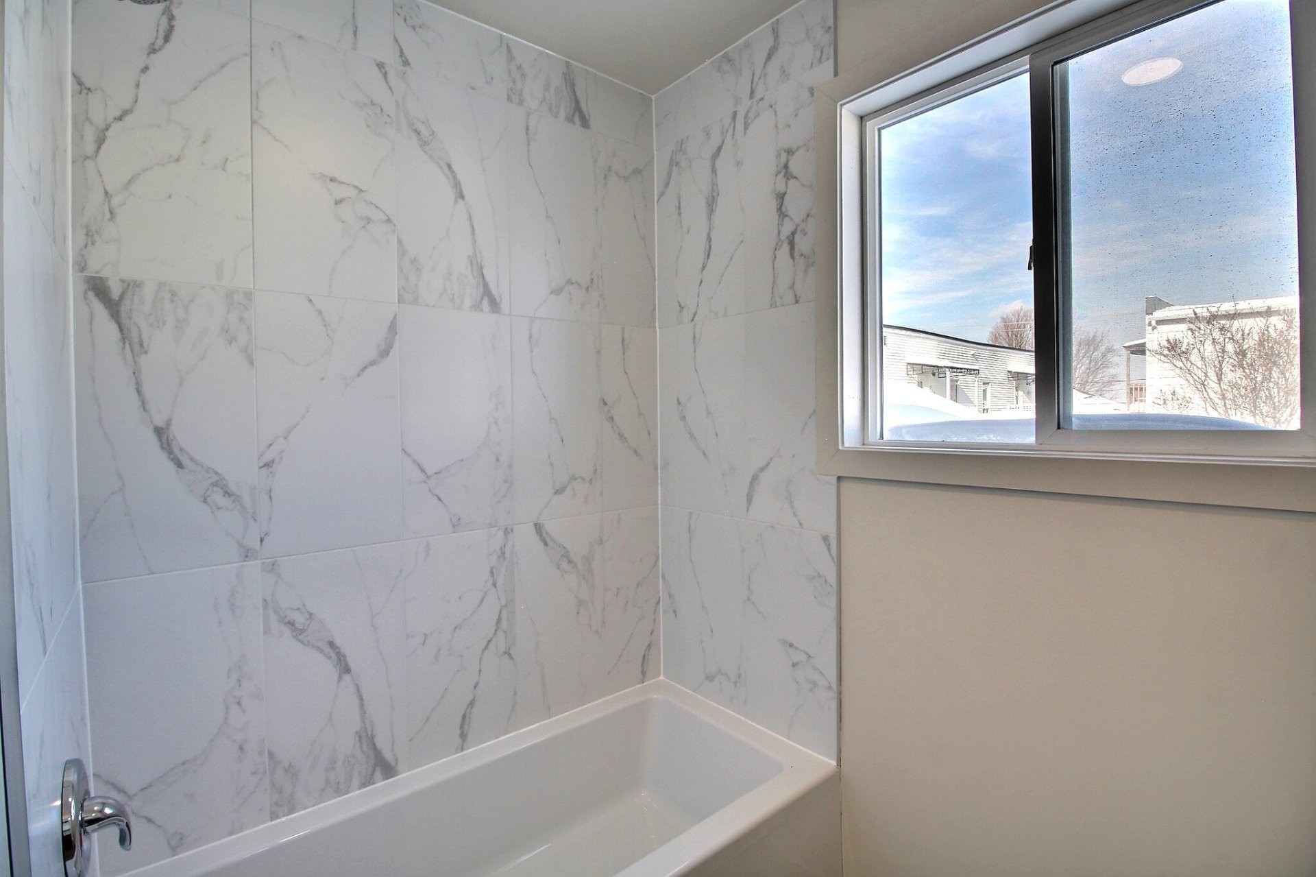 









249

 - 251


Rue St-Joseph

,
Val-des-Sources,




QC
J1T1E5

