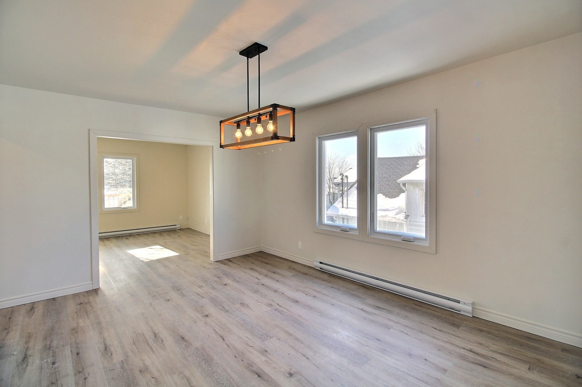 









249

 - 251


Rue St-Joseph

,
Val-des-Sources,




QC
J1T1E5

