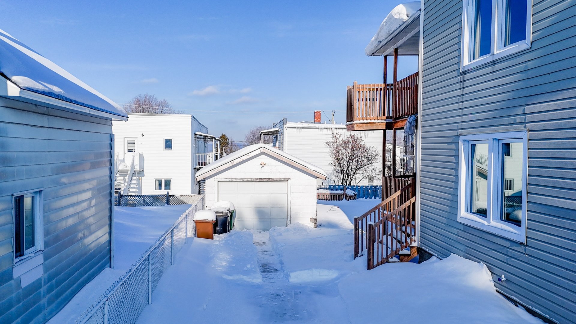 









249

 - 251


Rue St-Joseph

,
Val-des-Sources,




QC
J1T1E5

