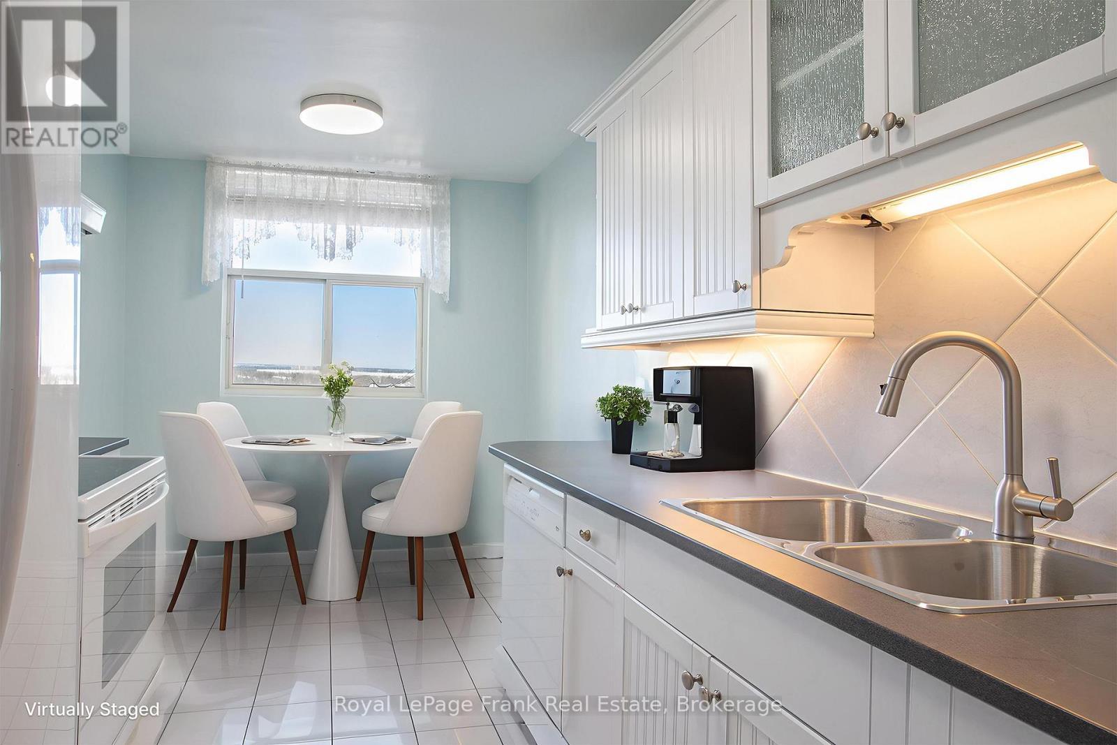 












909 - 44 FALBY COURT E

,
Ajax,




Ontario
L1S3L1

