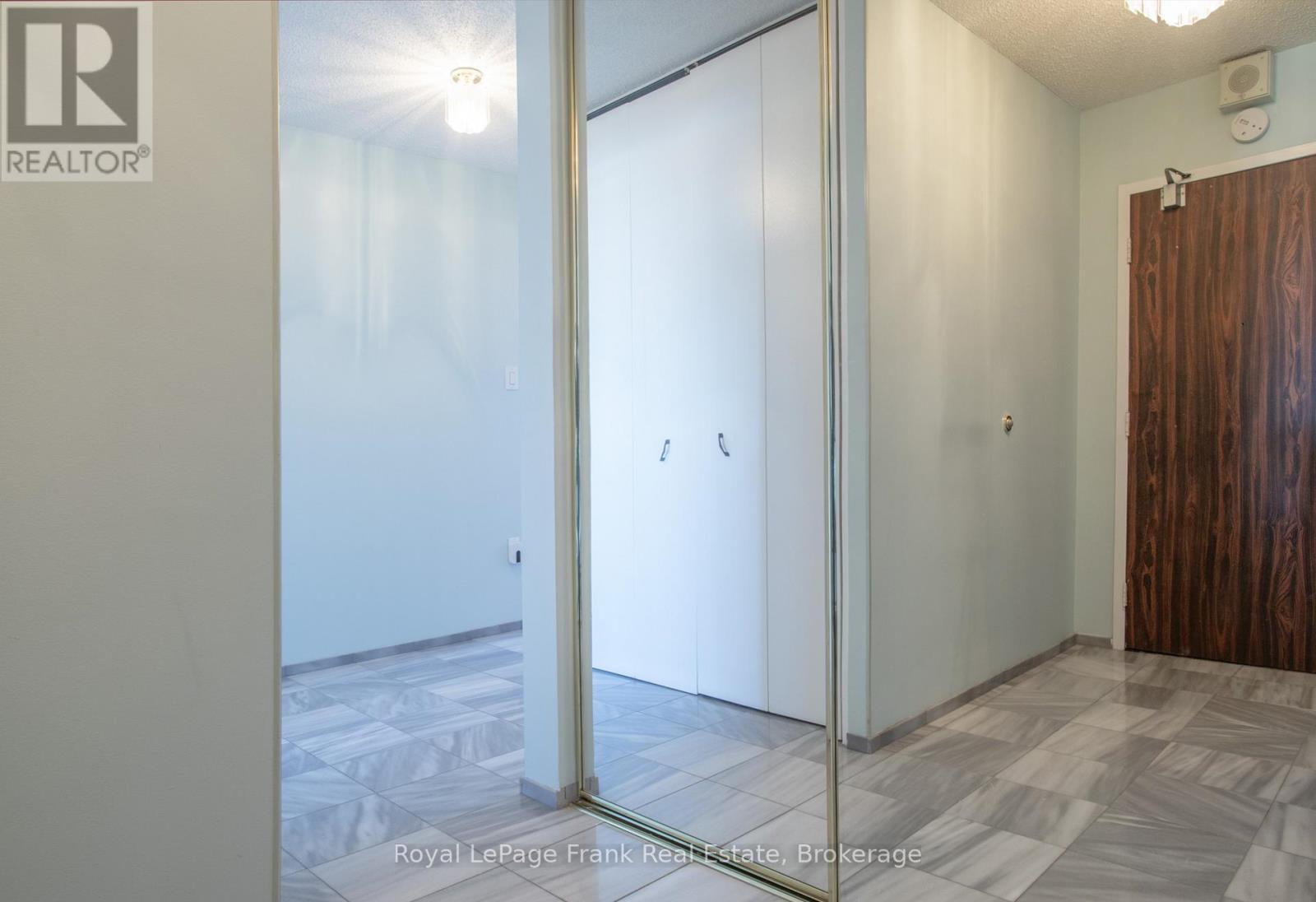 












909 - 44 FALBY COURT E

,
Ajax,




Ontario
L1S3L1

