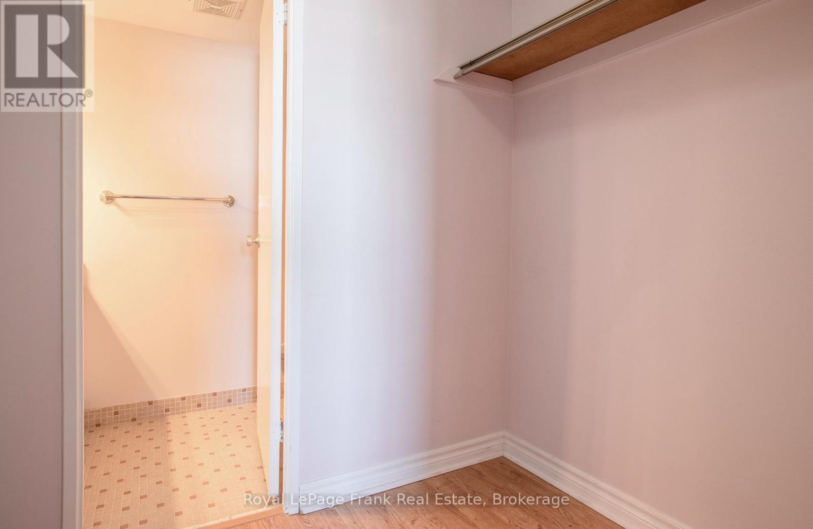 












909 - 44 FALBY COURT E

,
Ajax,




Ontario
L1S3L1

