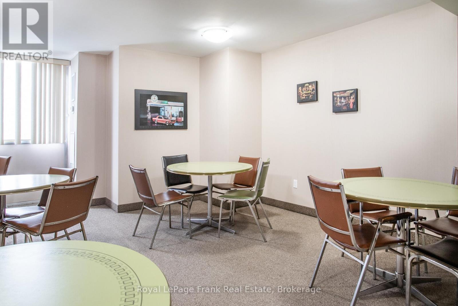 












909 - 44 FALBY COURT E

,
Ajax,




Ontario
L1S3L1

