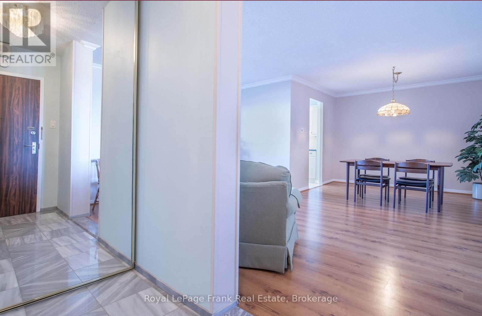 












909 - 44 FALBY COURT E

,
Ajax,




Ontario
L1S3L1

