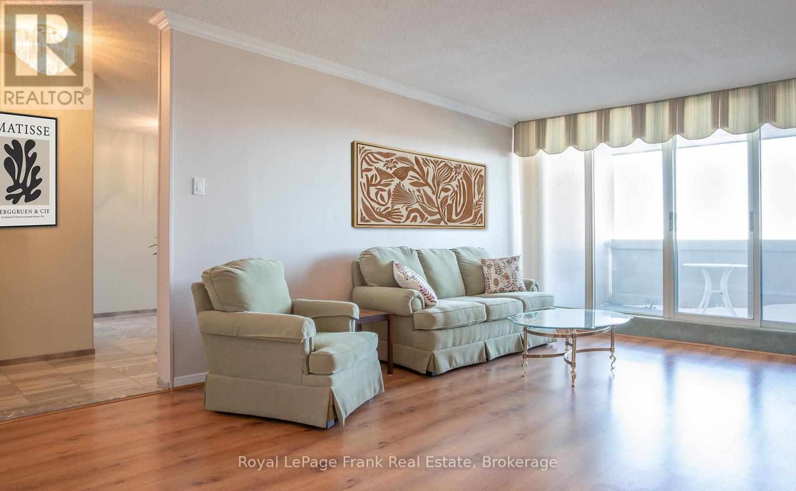 












909 - 44 FALBY COURT E

,
Ajax,




Ontario
L1S3L1

