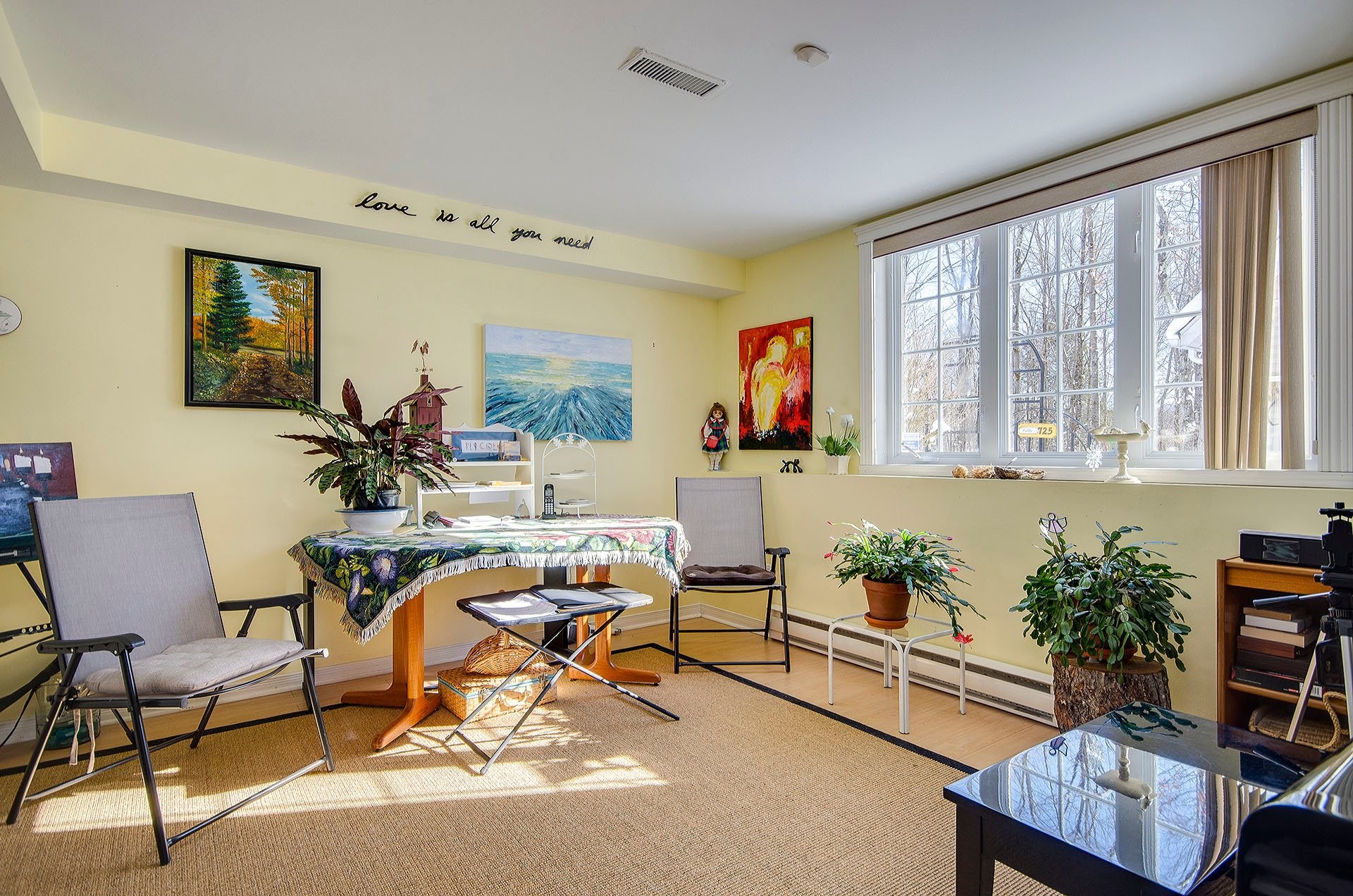 









725


Ch. du Boisé

,
Sutton,




QC
J0E2K0

