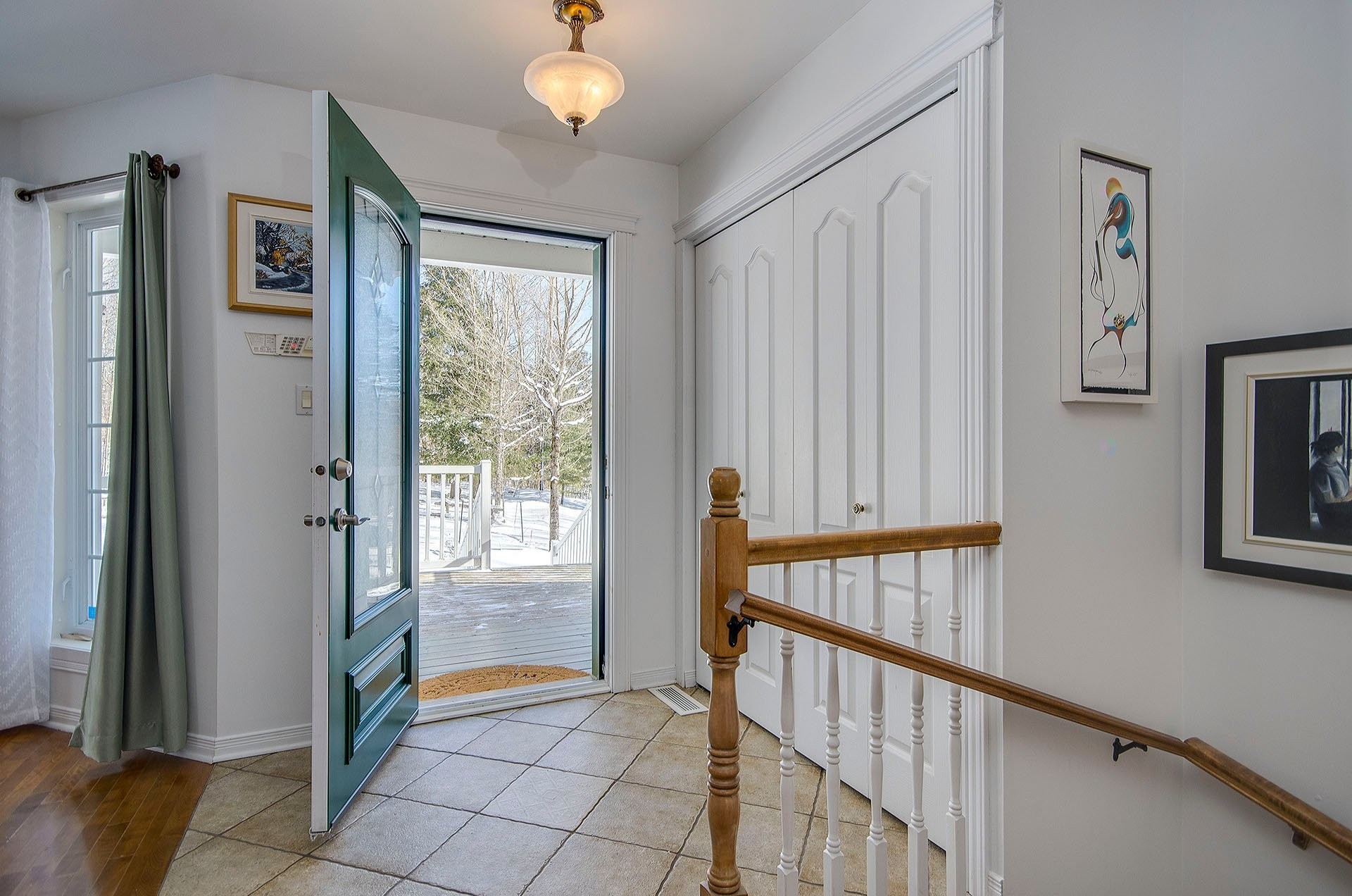 









725


Ch. du Boisé

,
Sutton,




QC
J0E2K0

