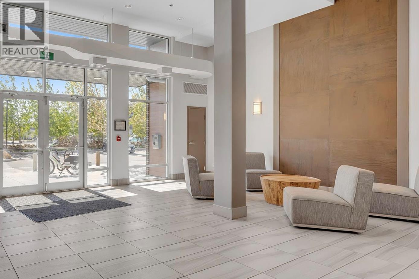 












775 ACADEMY Way Unit# PH17

,
Kelowna,




British Columbia
V1V0A5

