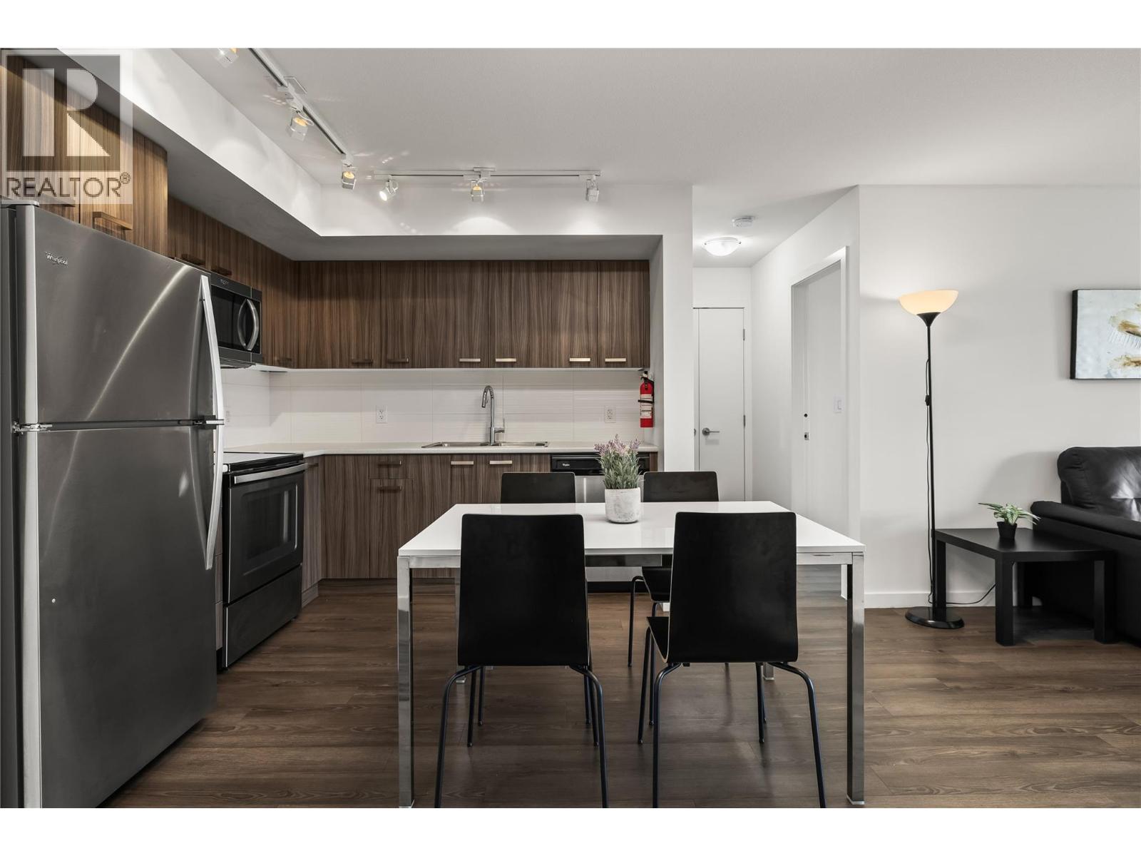 












775 ACADEMY Way Unit# PH17

,
Kelowna,




British Columbia
V1V0A5

