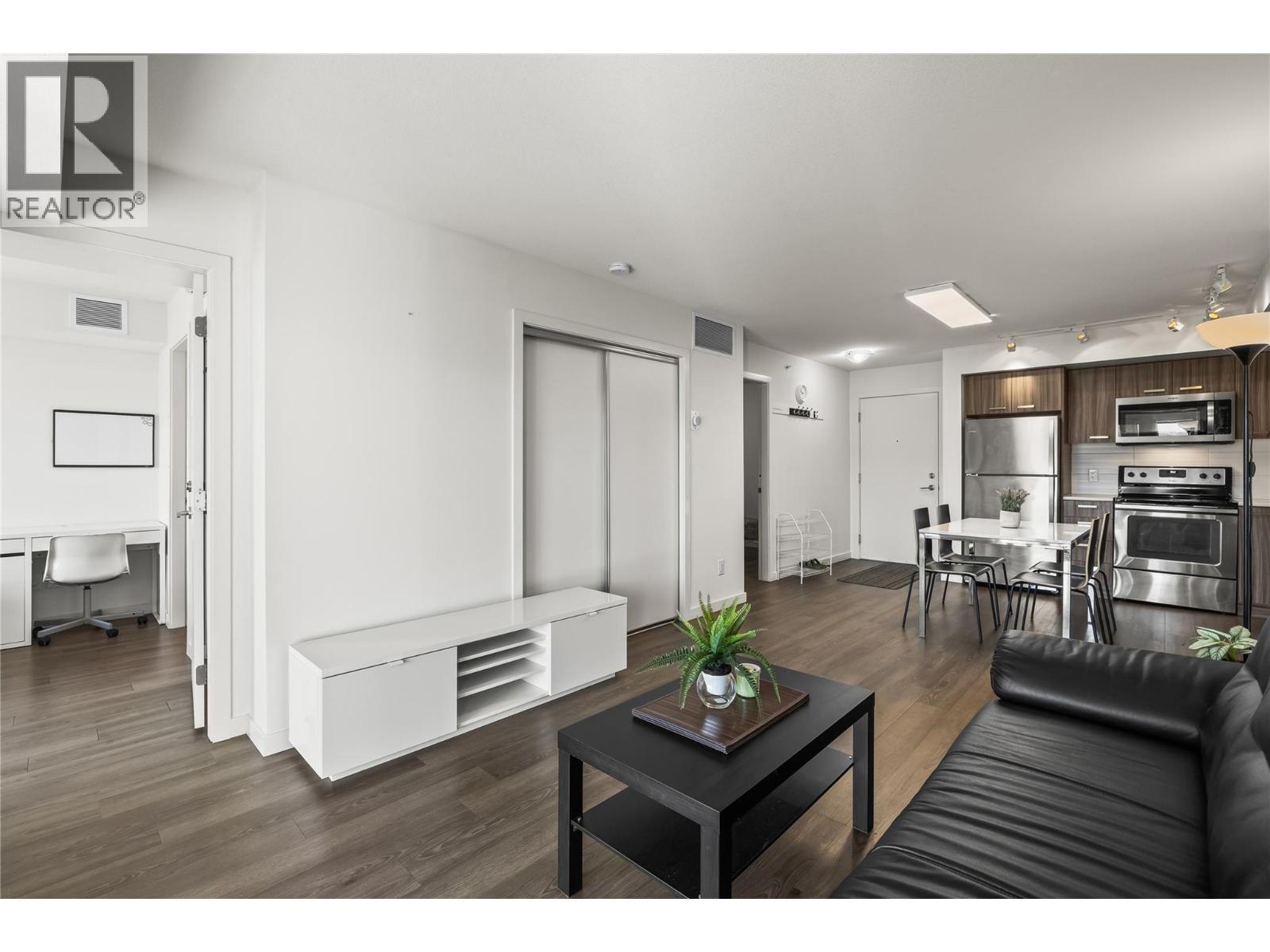 












775 ACADEMY Way Unit# PH17

,
Kelowna,




British Columbia
V1V0A5

