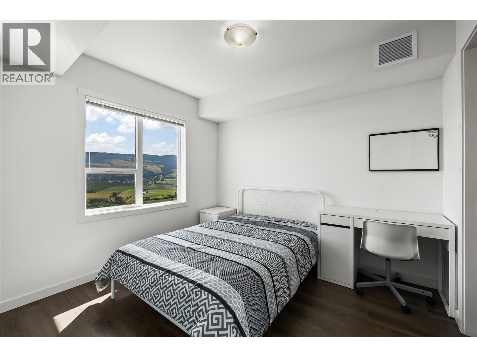 












775 ACADEMY Way Unit# PH17

,
Kelowna,




British Columbia
V1V0A5

