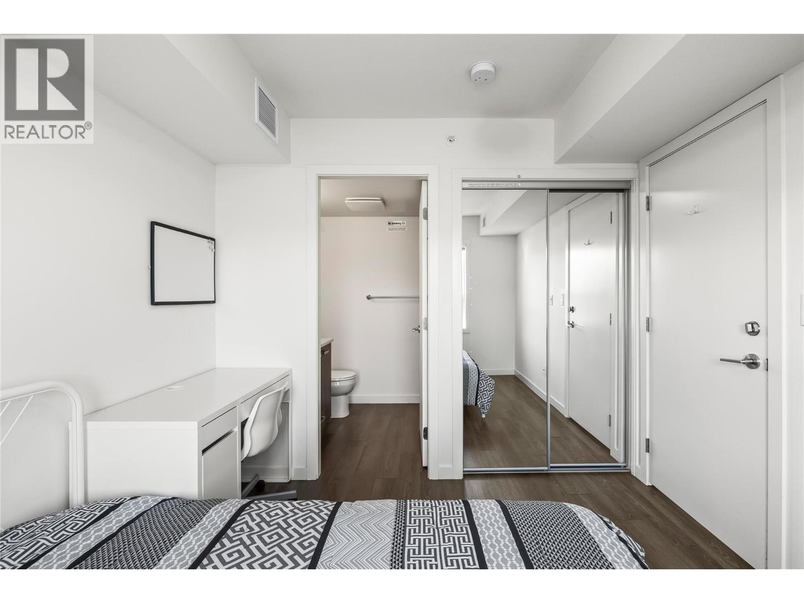 












775 ACADEMY Way Unit# PH17

,
Kelowna,




British Columbia
V1V0A5

