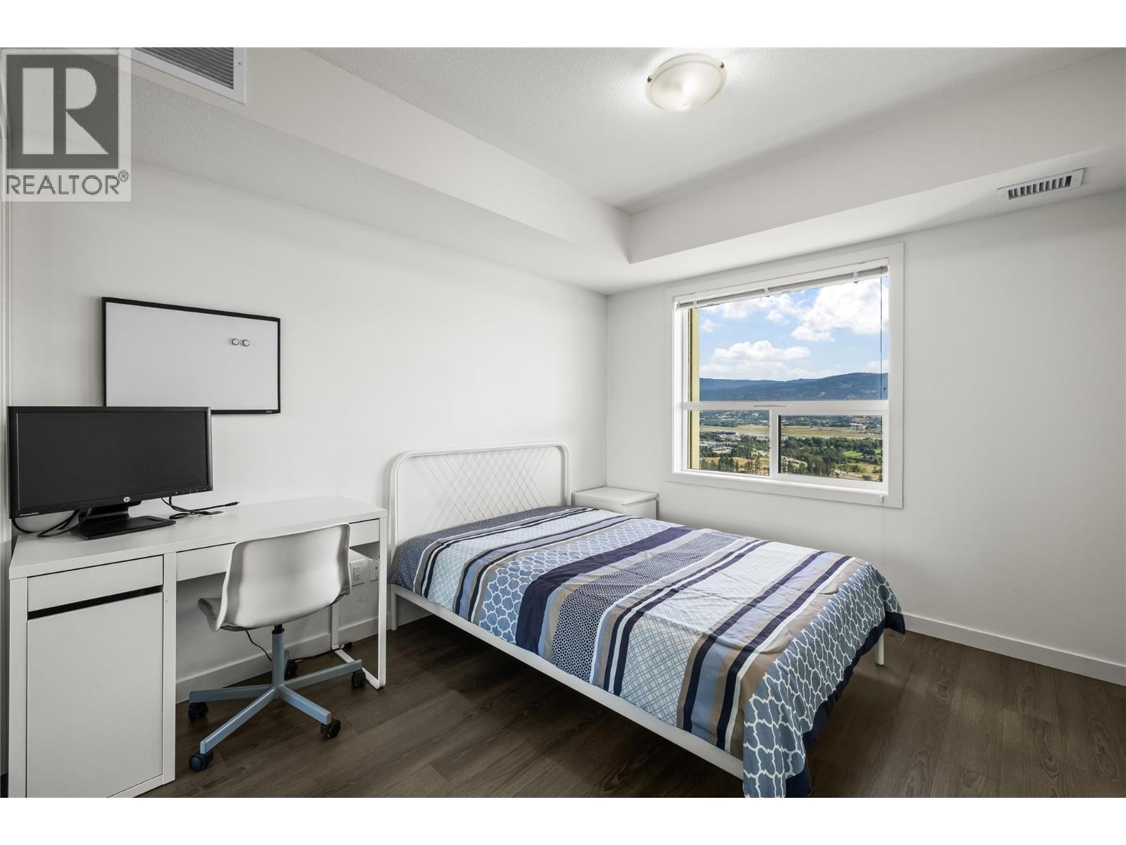 












775 ACADEMY Way Unit# PH17

,
Kelowna,




British Columbia
V1V0A5


