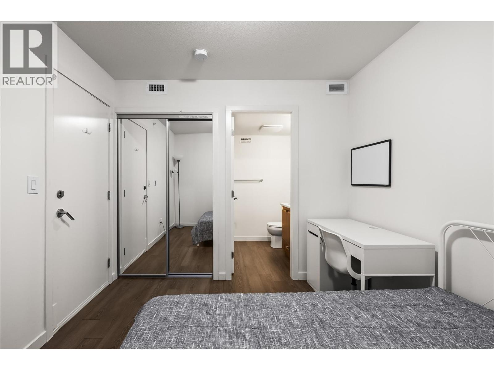 












775 ACADEMY Way Unit# PH17

,
Kelowna,




British Columbia
V1V0A5

