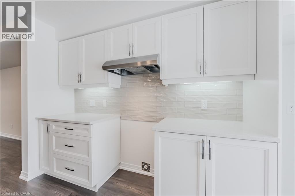 












19 URBANE Boulevard

,
Kitchener,




Ontario
N2E0H8

