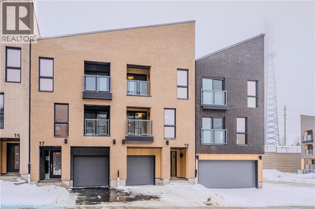 












19 URBANE Boulevard

,
Kitchener,




Ontario
N2E0H8

