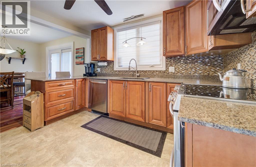 












1170 UNION Street

,
Kitchener,




Ontario
N2H6K2

