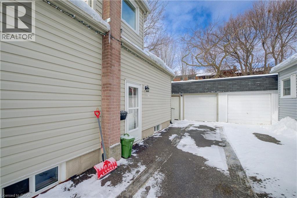 












1170 UNION Street

,
Kitchener,




Ontario
N2H6K2

